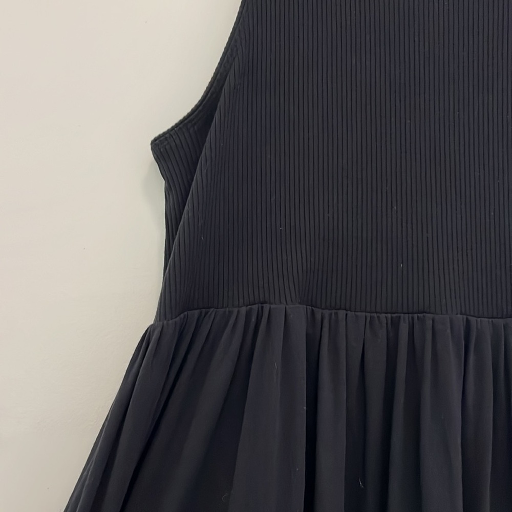 Ann Taylor black midi dress - Picture 2 of 6